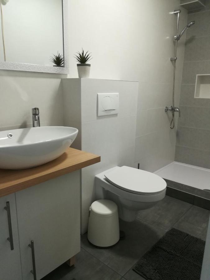 Apartmani Hermes Jadrija Luaran gambar
